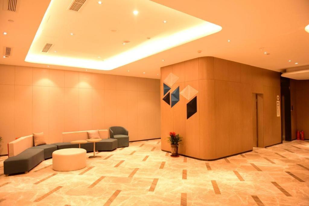 Holiday Inn Express Lhasa Potala Square By Ihg エクステリア 写真