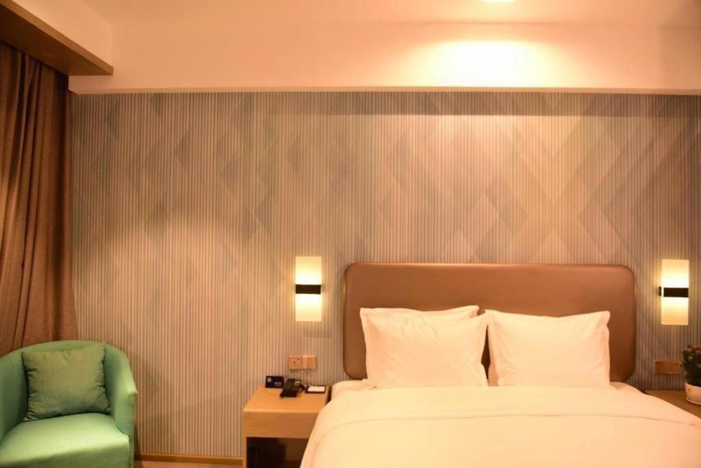 Holiday Inn Express Lhasa Potala Square By Ihg エクステリア 写真